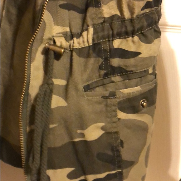 Camo Jacket - Picture 2 of 3